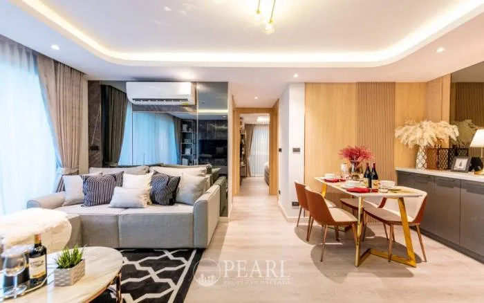 2 Bedroom Condo for Sale in Pristine Park 3 modern kitchen