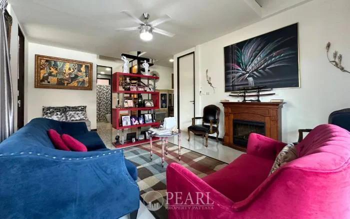 2 Bedroom House for Sale in Huay Yai second bedroom with garden view