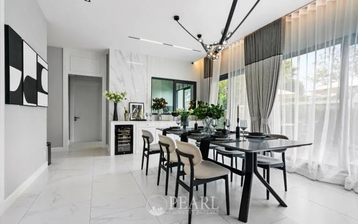 4 Bedroom House for Sale in The Lavish master bedroom with ensuite