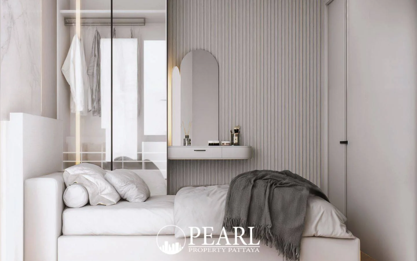 2 Bedroom Condo for Sale in Siam Oriental Oasis comfortable master bedroom