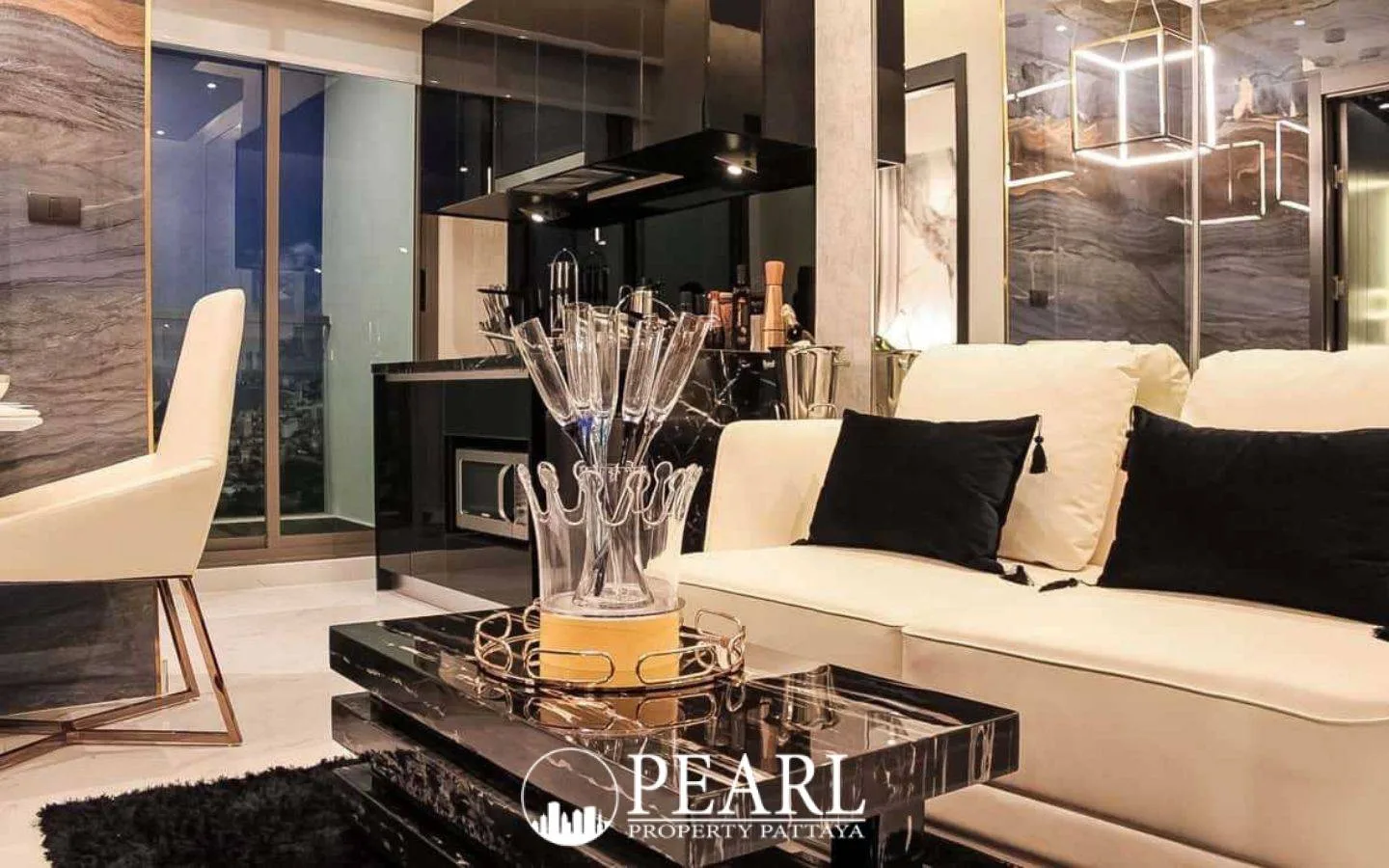 1 Bedroom Condo for Sale in Grand Solaire Pattaya contemporary kitchen with appliances
