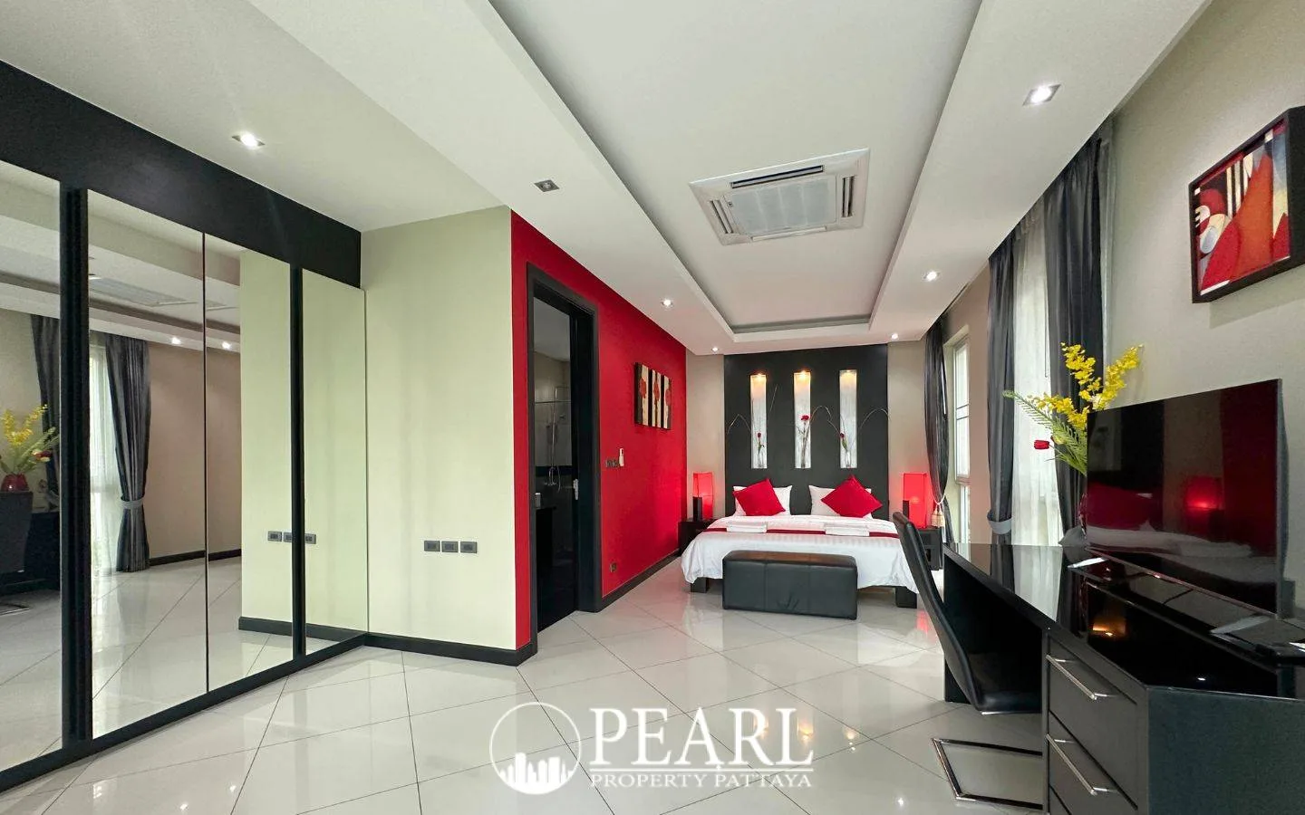 5 Bedroom House for Sale in Palm Oasis Villas modern kitchen