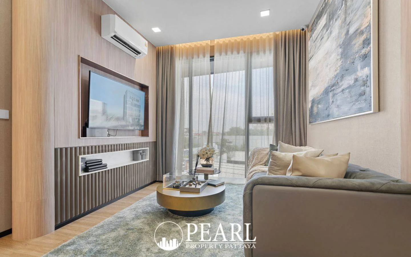 2 Bedroom Condo for Sale in Aquarous Jomtien Pattaya modern kitchen
