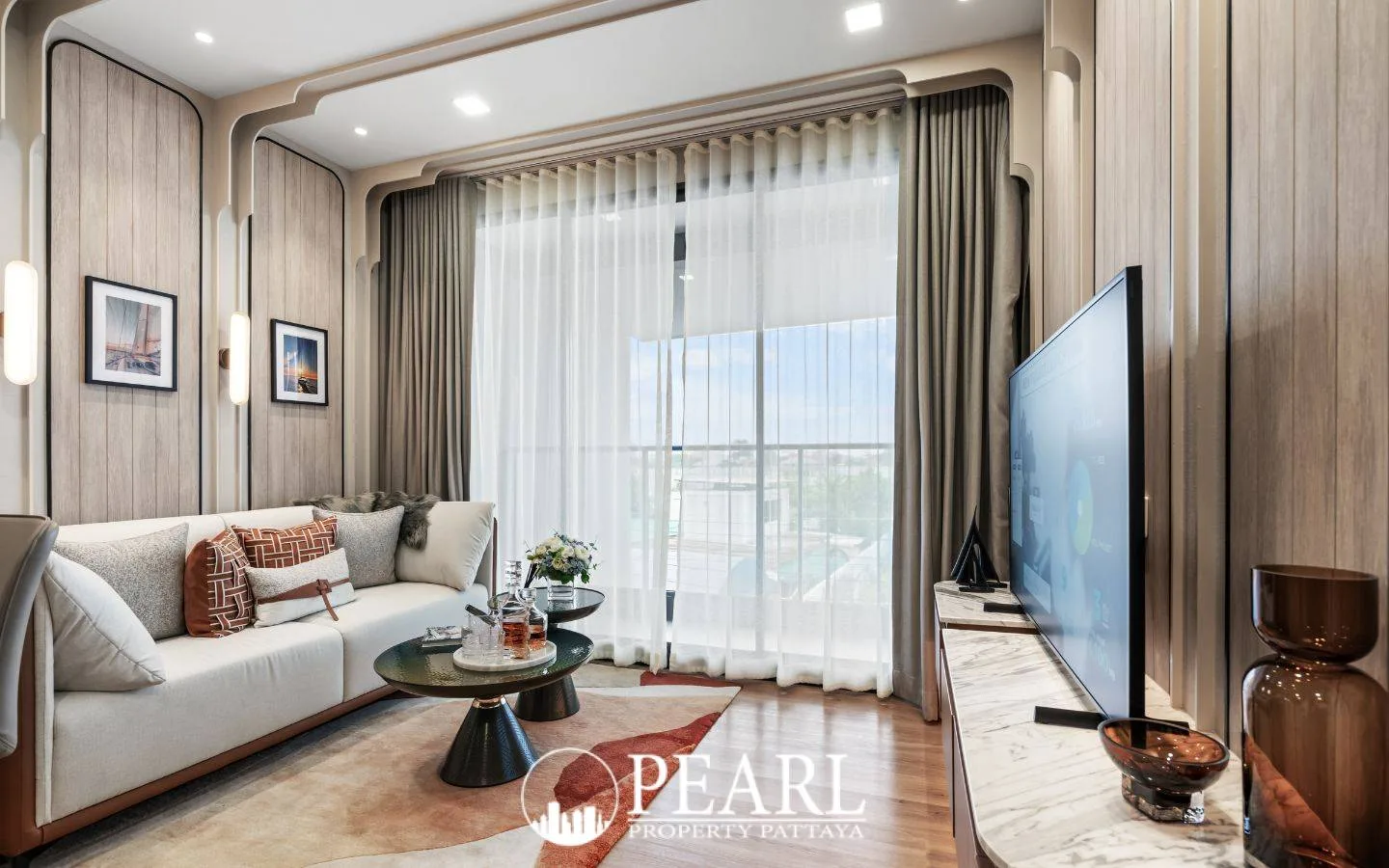 1 Bedroom Condo for Sale in Aquarous Jomtien Pattaya bathroom with shower