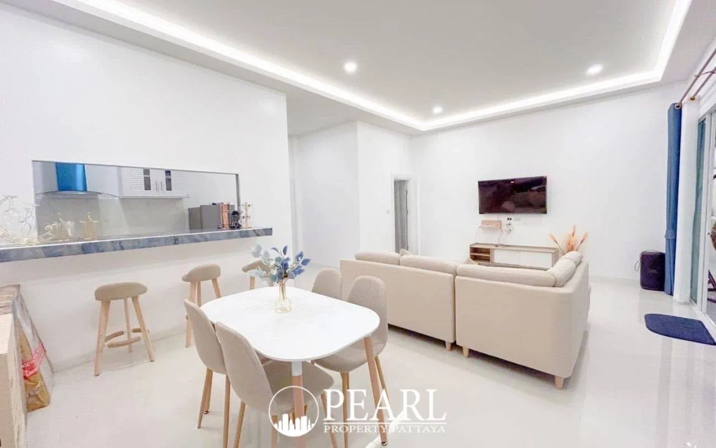 5 Bedroom House for Sale in Thamber Private Pool Villa modern kitchen with island and appliances