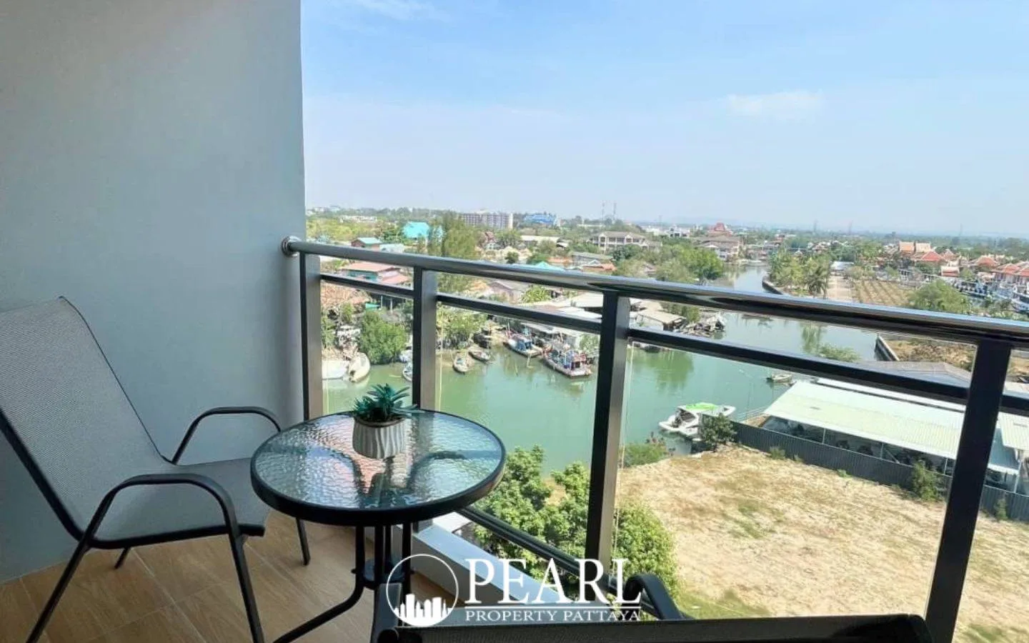 1 Bedroom Condo for Sale at Whale Marina modern kitchen