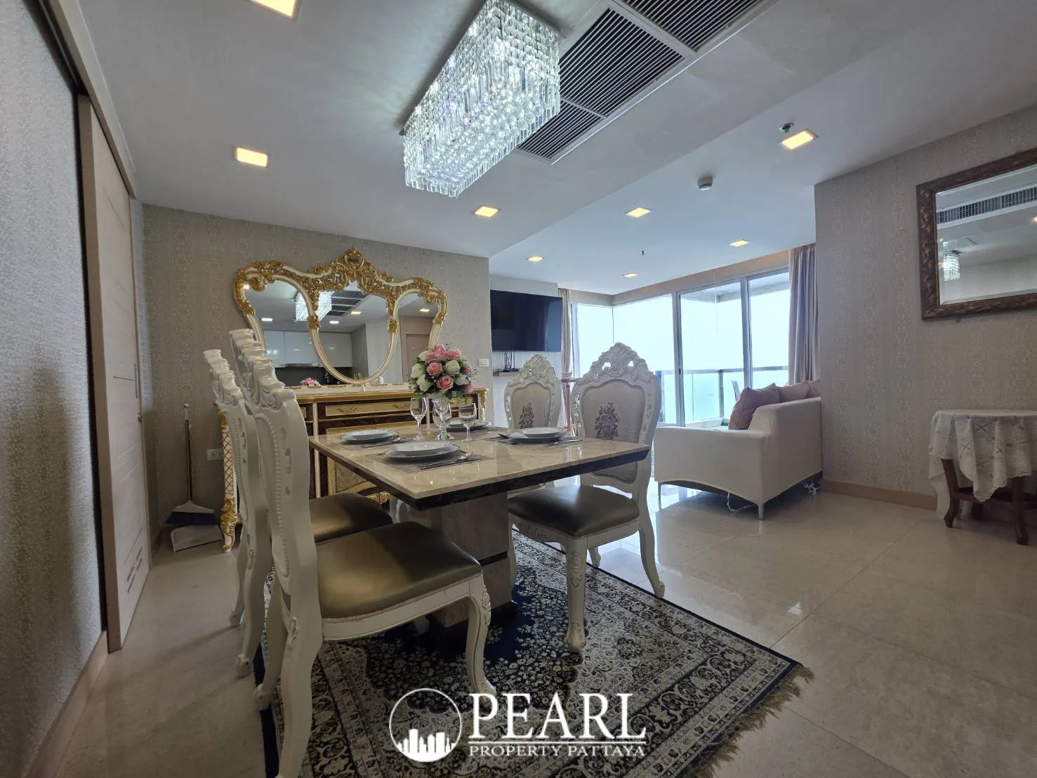 2 Bedroom Condo for Sale at Palm Wongamat spacious living room