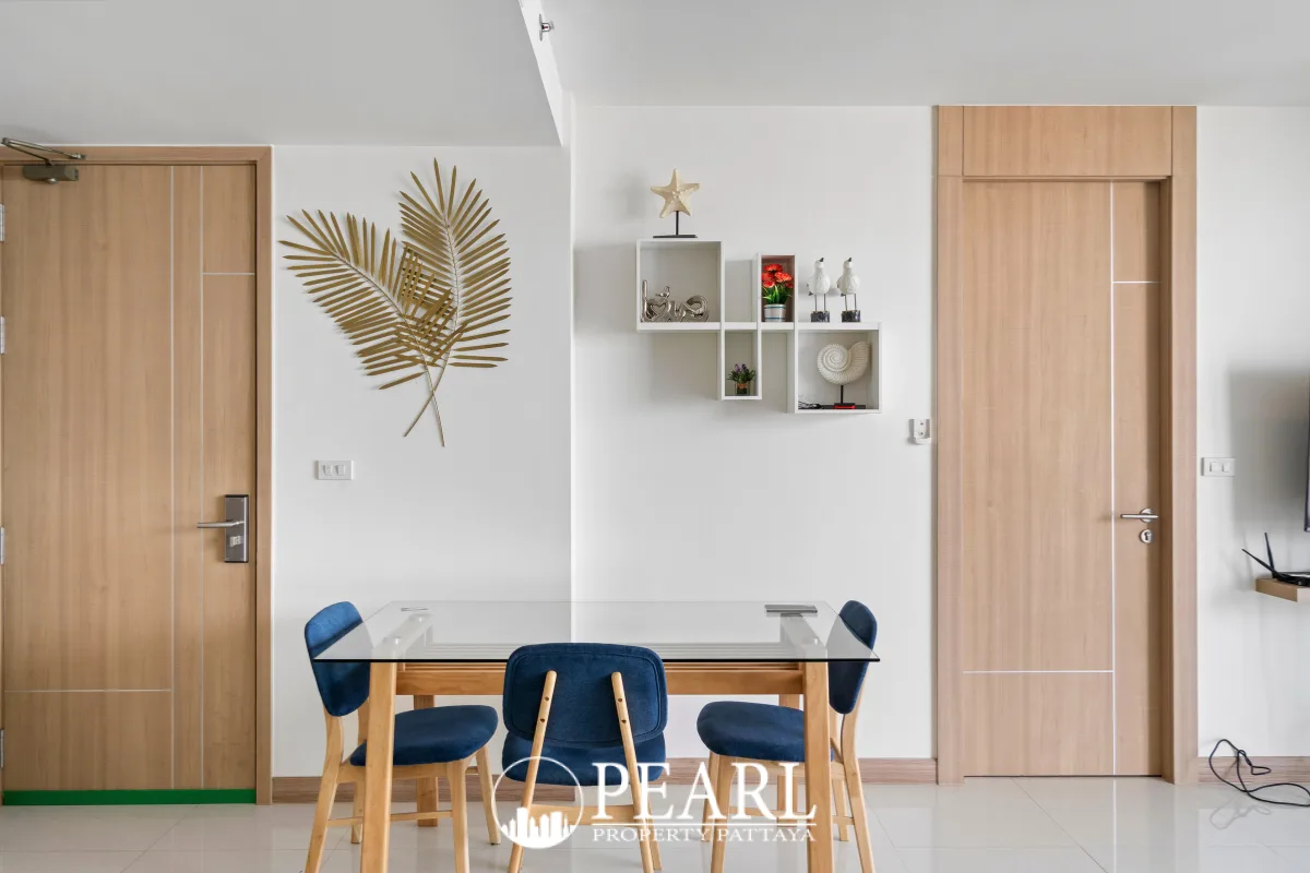 2 Bedroom Condo for Sale in The Riviera Jomtien modern kitchen with integrated appliances