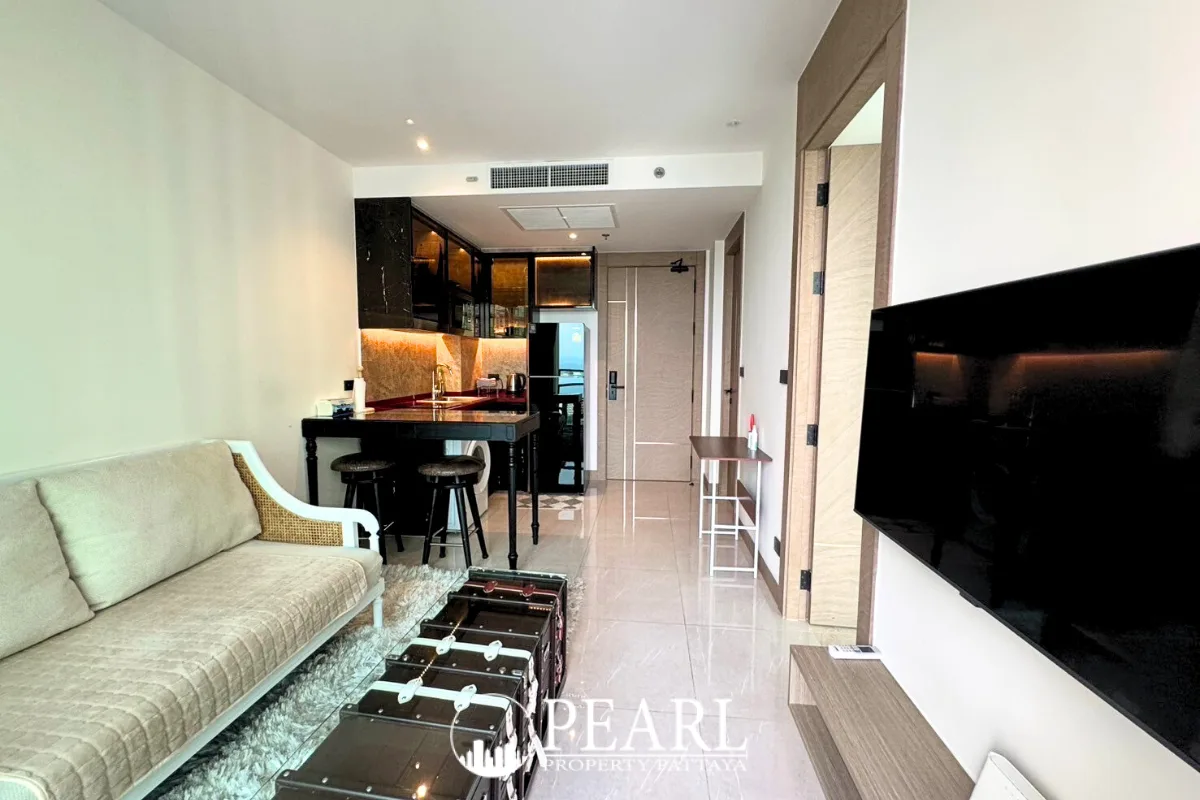 1 Bedroom Condo for Sale in Riviera Ocean Drive modern living room with ocean view