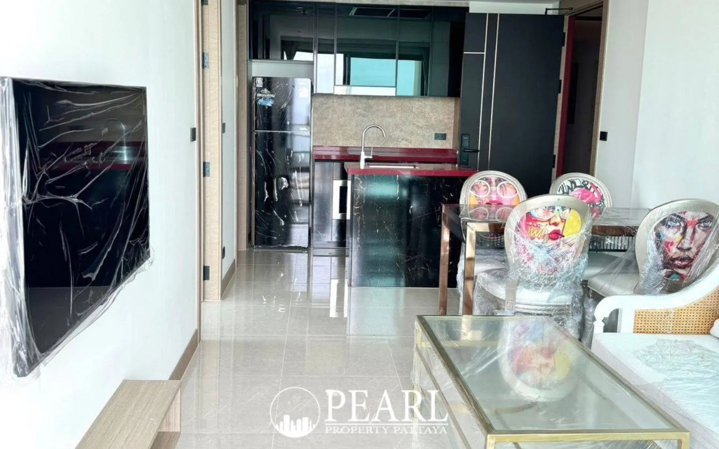 1 Bedroom Condo for Sale in Riviera Ocean Drive modern kitchen