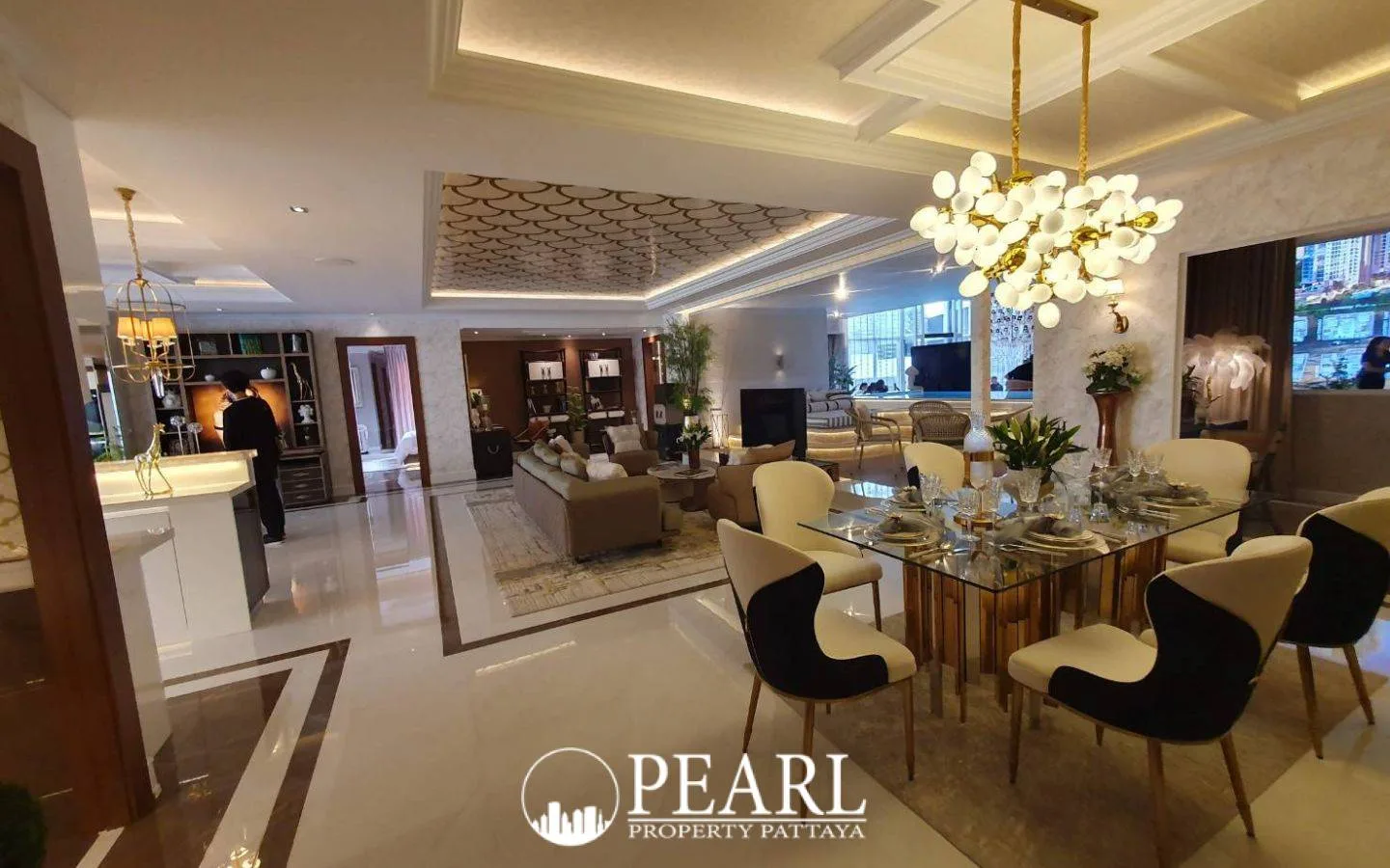 2 Bedroom Condo for Sale in The Riviera Malibu master bedroom