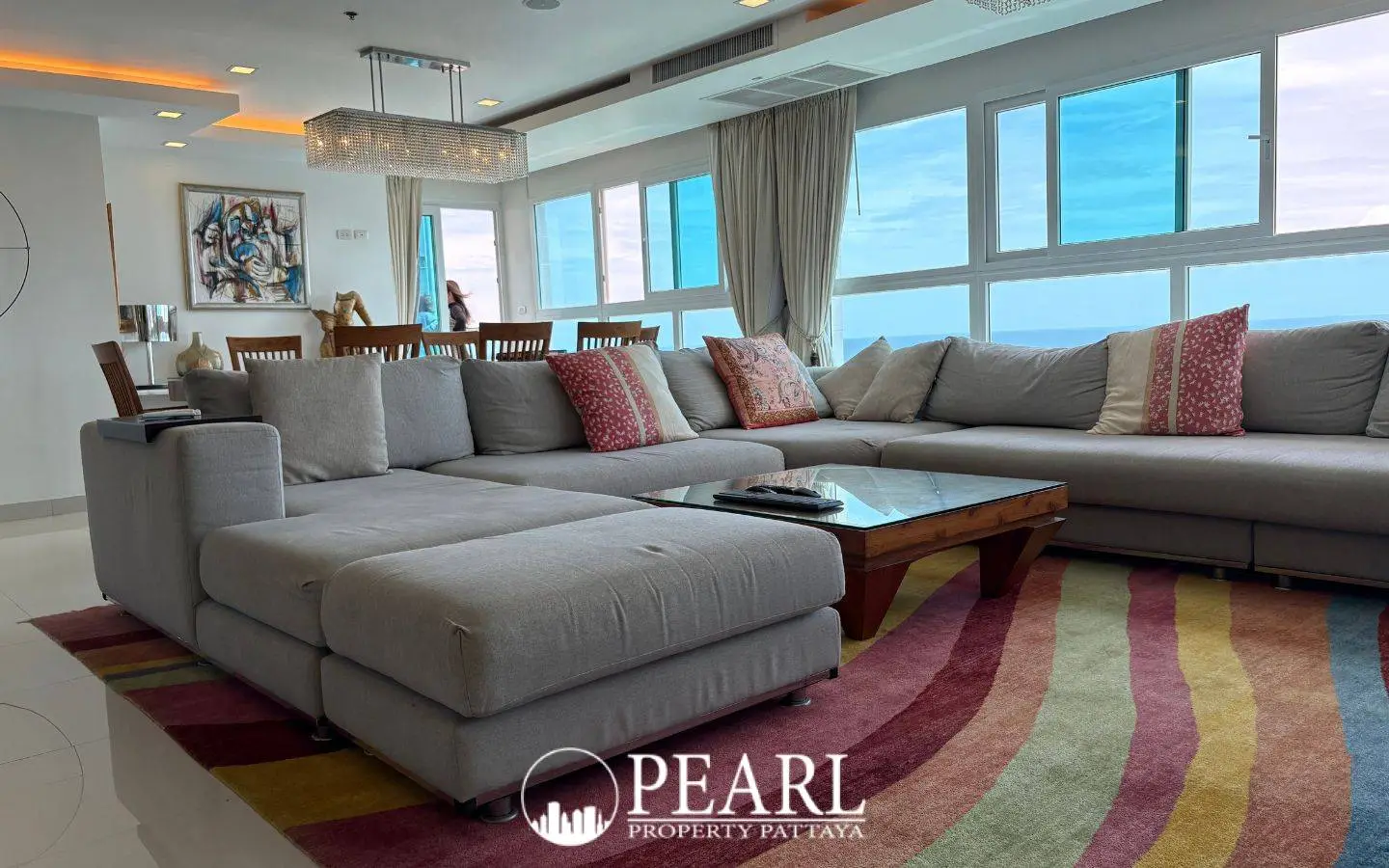 2 Bedroom Condo for Sale at Cosy Beach View master bedroom with king-size bed