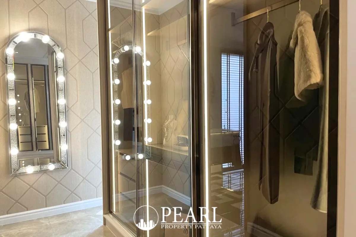 2 Bedroom Condo for Sale in The Riviera Malibu master bedroom with king-size bed and ocean view