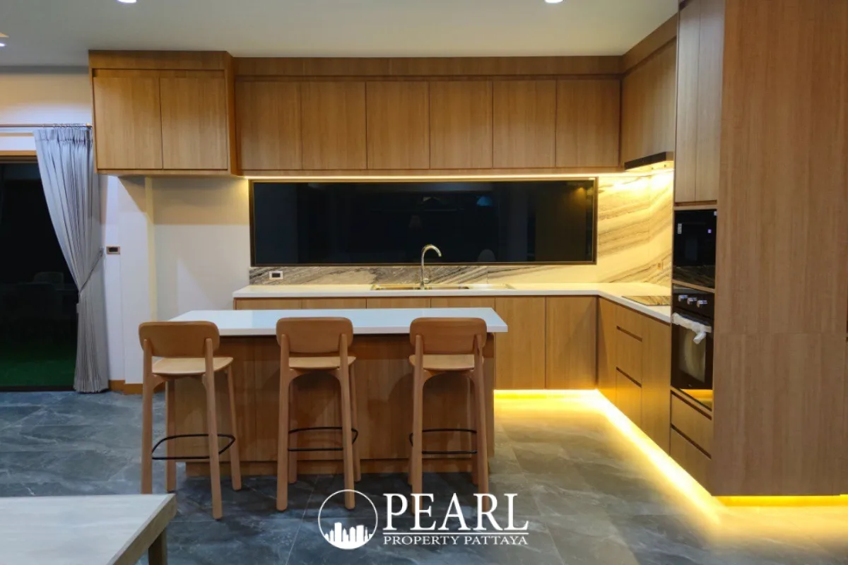3 Bedroom House for Sale in Baan Pattaya 6 private swimming pool