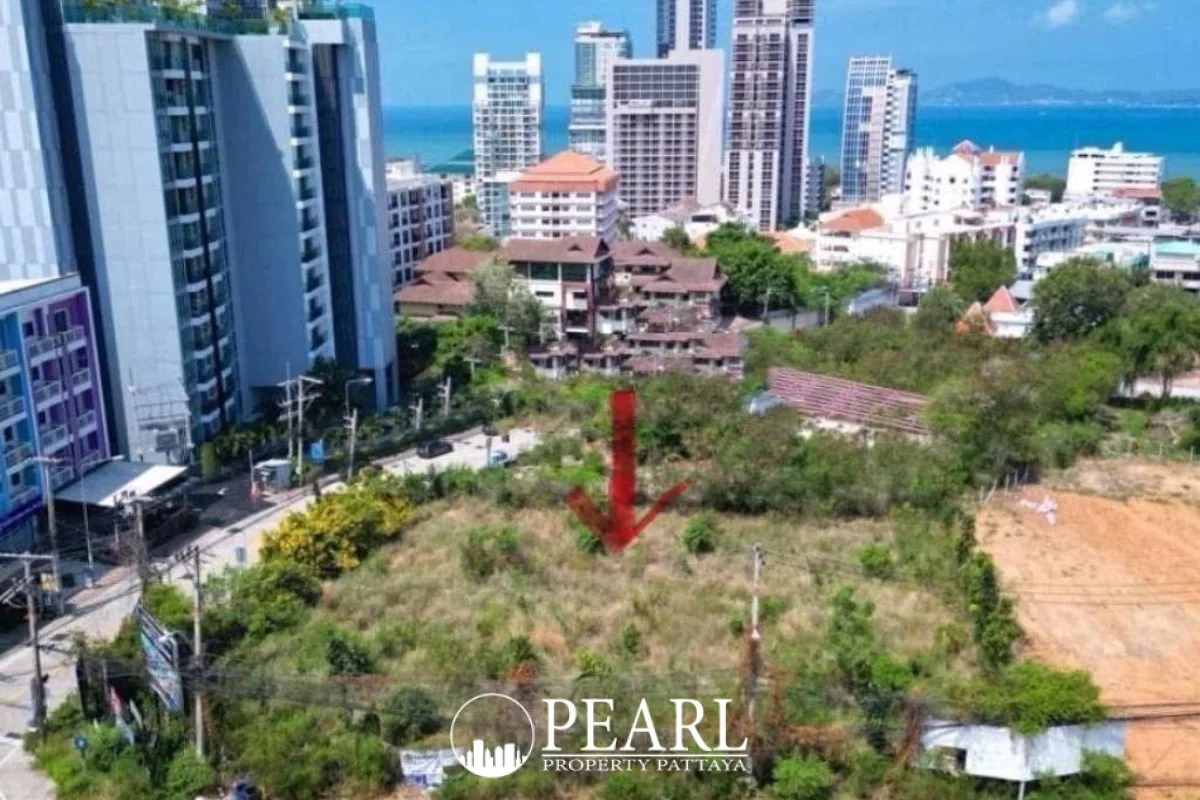 Land for Sale in L Pattaya aerial view of the land parcel