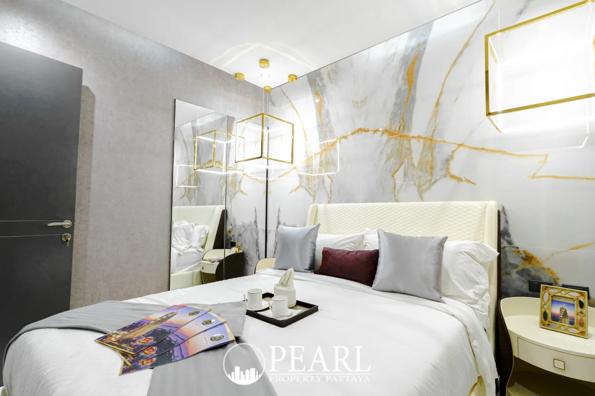 1 Bedroom Condo for Sale in Grand Solaire Pattaya sleek kitchen with appliances