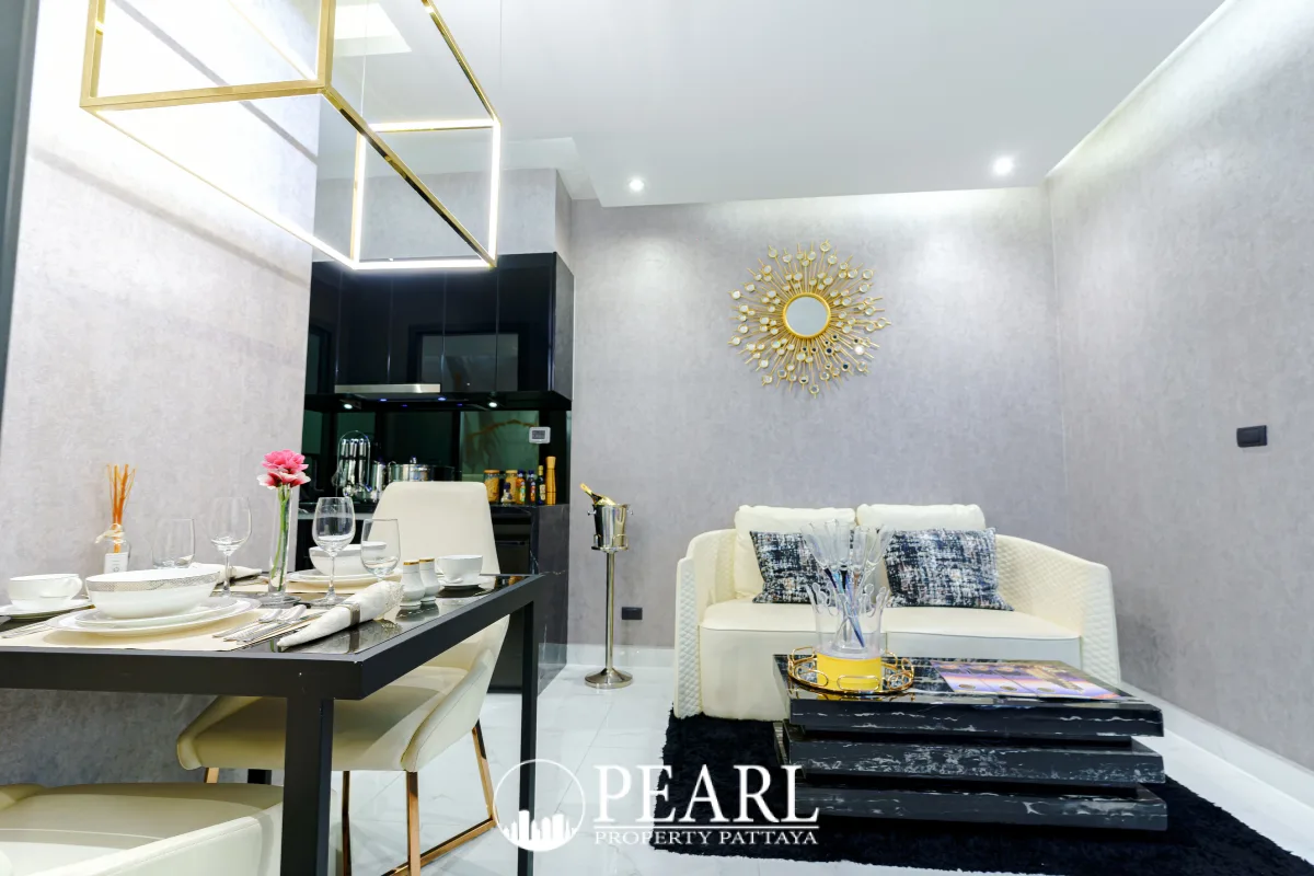 1 Bedroom Condo for Sale in Grand Solaire Pattaya modern bathroom with shower