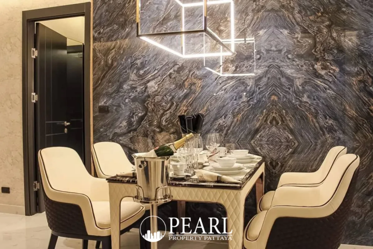 2 Bedroom Condo for Sale in Grand Solaire Pattaya second bedroom with twin beds and ample light