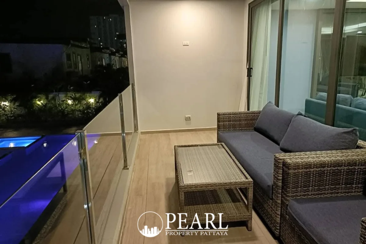 3 Bedroom Condo for Sale in Serenity Residence Jomtien well-equipped kitchen with dining area