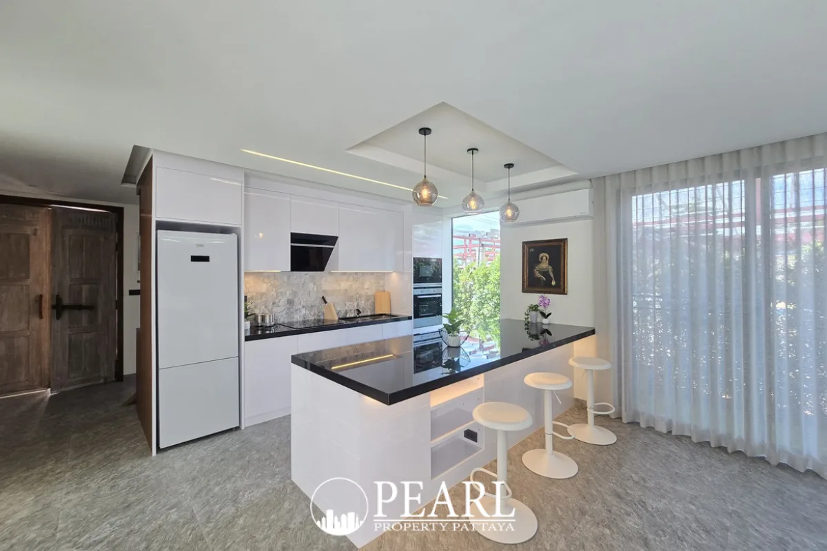 4 Bedroom House for Sale in The Lakes Pool Villa fully equipped kitchen with island