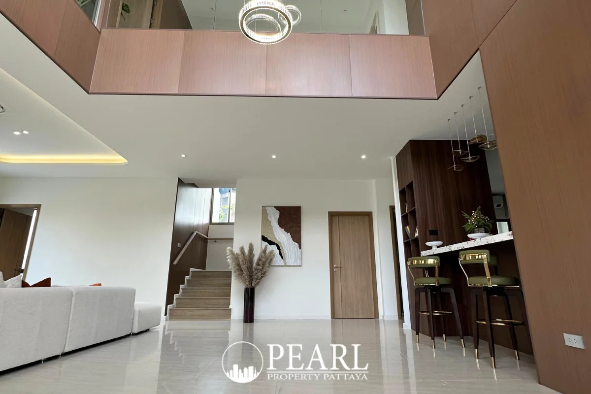 4 Bedroom House for Sale in Horizon By Patta master bedroom with ensuite bathroom