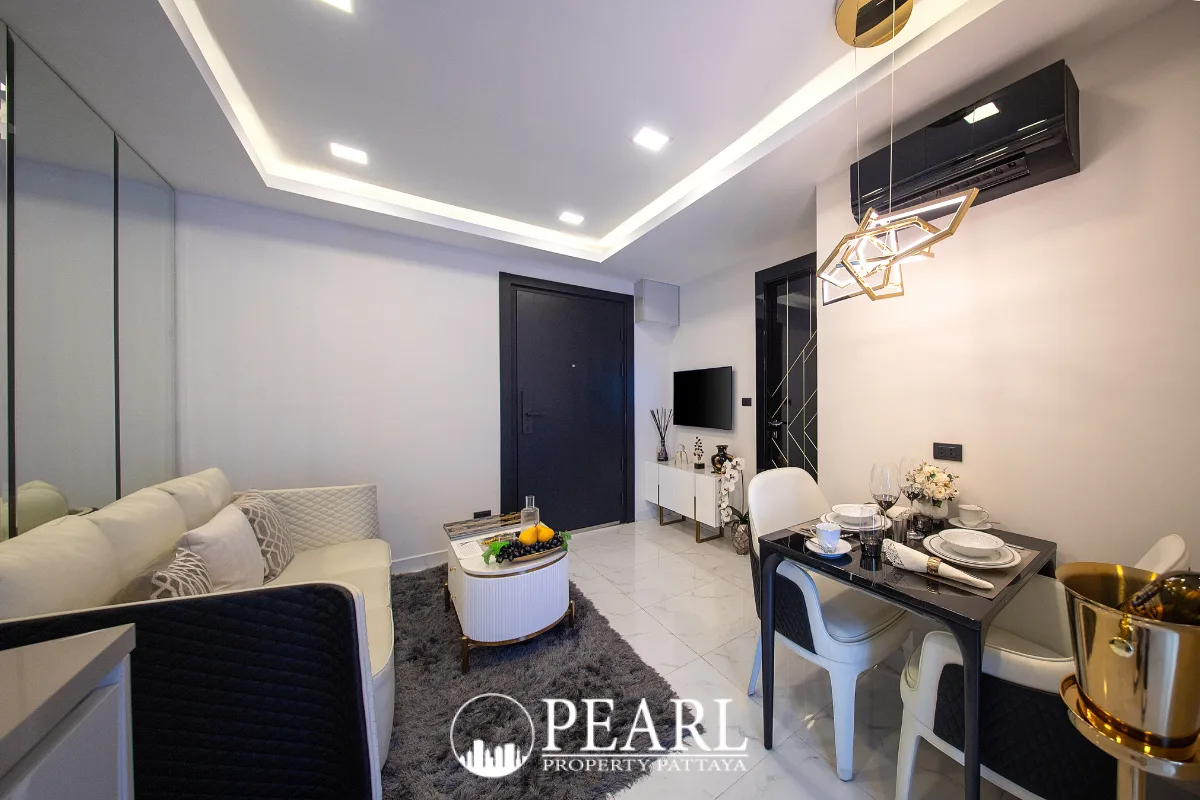 1 Bedroom Condo for Sale in Grand Solaire Noble stylish bathroom